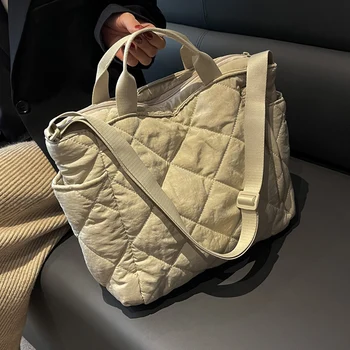 Yüksek Kapasiteli Kumaş Omuz Crossbody Çanta Kadınlar için Yeni 2023 Trend Kış Moda Büyük Tote Çanta alışveriş el çantaları