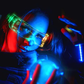 7 Renk Dekoratif Cyberpunk gözlük renkli ışık araba gözlük led ışık Up gözlük Bar KTV cadılar bayramı Cyberpunk parti