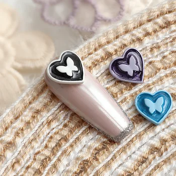 10 Adet Nail Art Alaşım Takılar Kelebek Kalp Şeklinde Çok renkli tırnaklar Rhinestones 9x8. 5mm Aşk Kalp Tasarımcı uğurlu takı